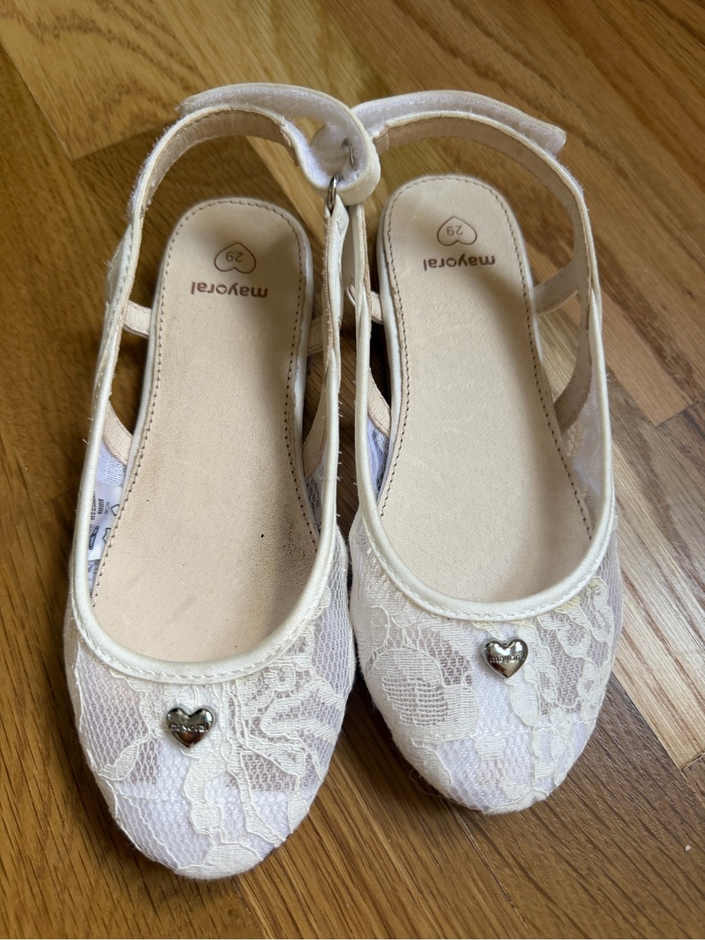 Mayoral white flats